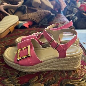 Women's Size 8.5 Crown And Ivy Derby Wedge Sandals Size 8.5 Pink